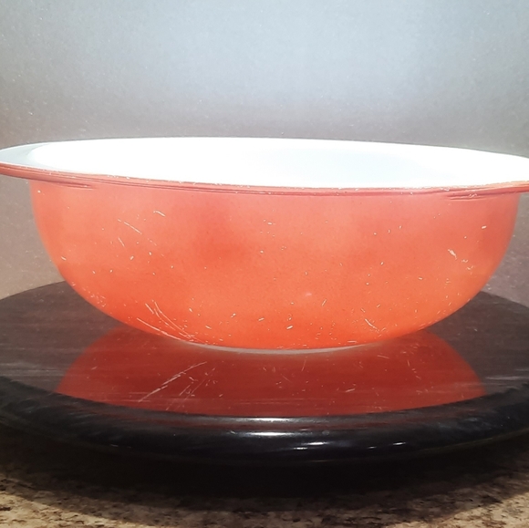 Pyrex Pink Flamingo Round Casserole Dish - Picture 4 of 6